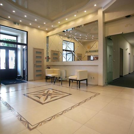 Molodezhnaya Hotel بريست المظهر الخارجي الصورة