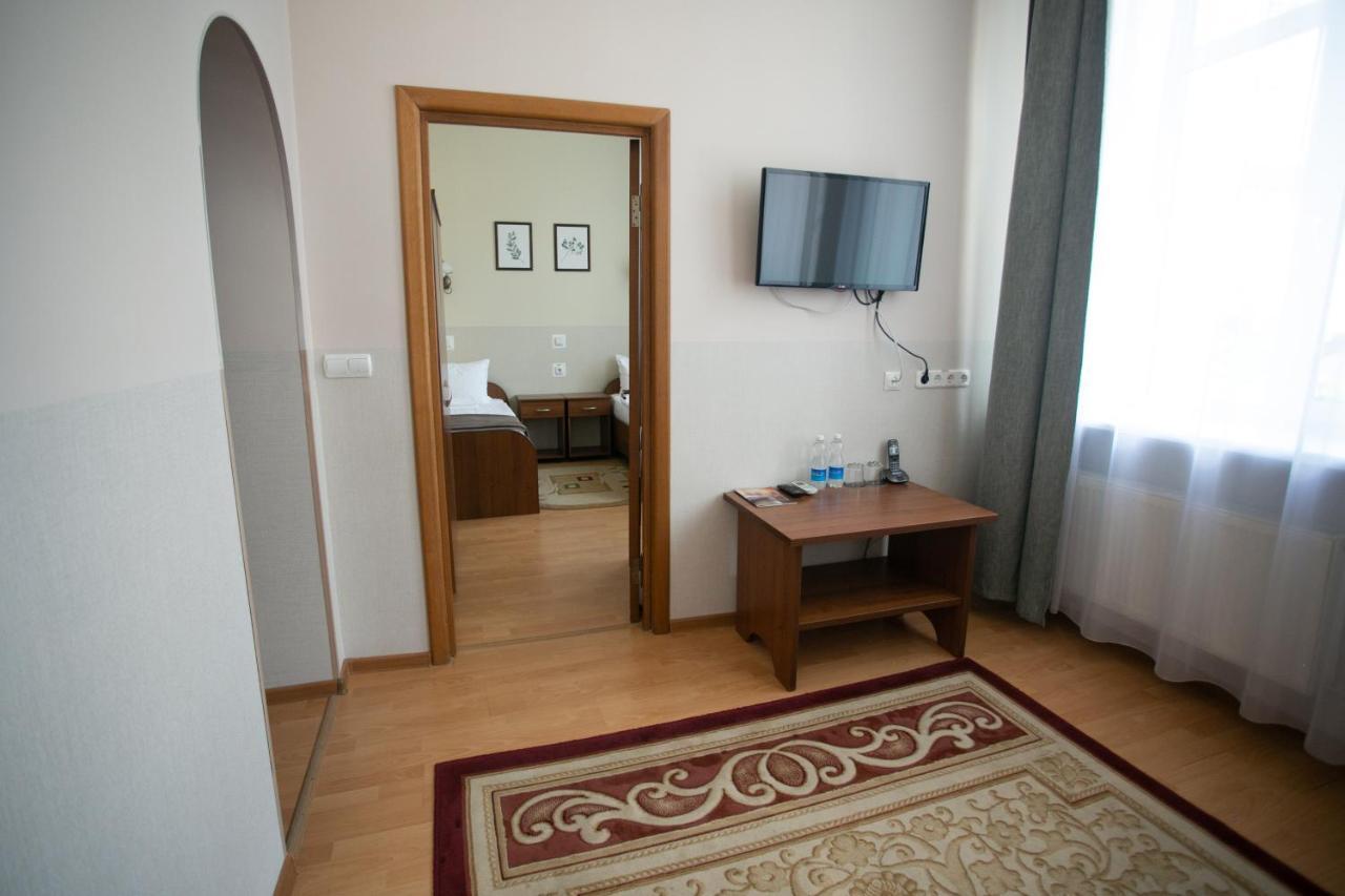 Molodezhnaya Hotel بريست المظهر الخارجي الصورة