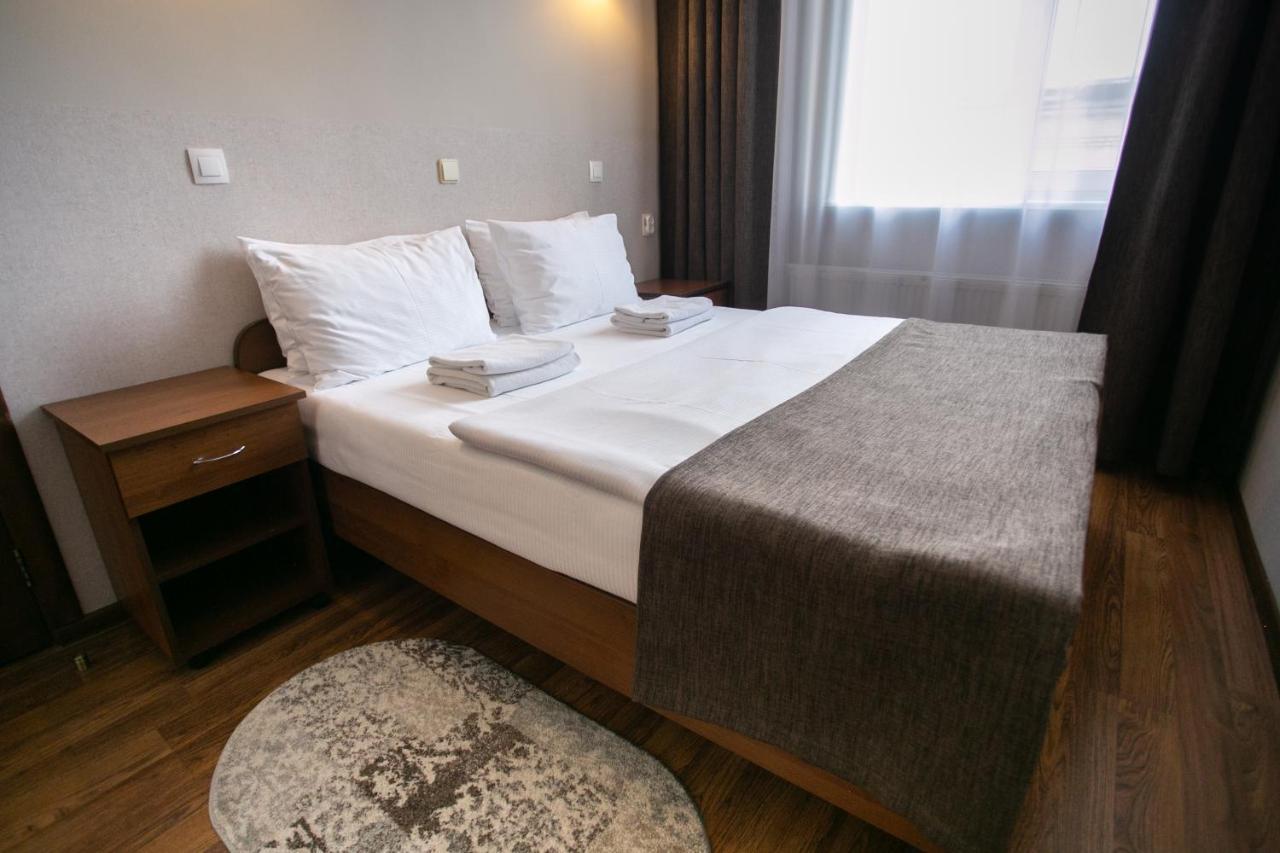 Molodezhnaya Hotel بريست المظهر الخارجي الصورة