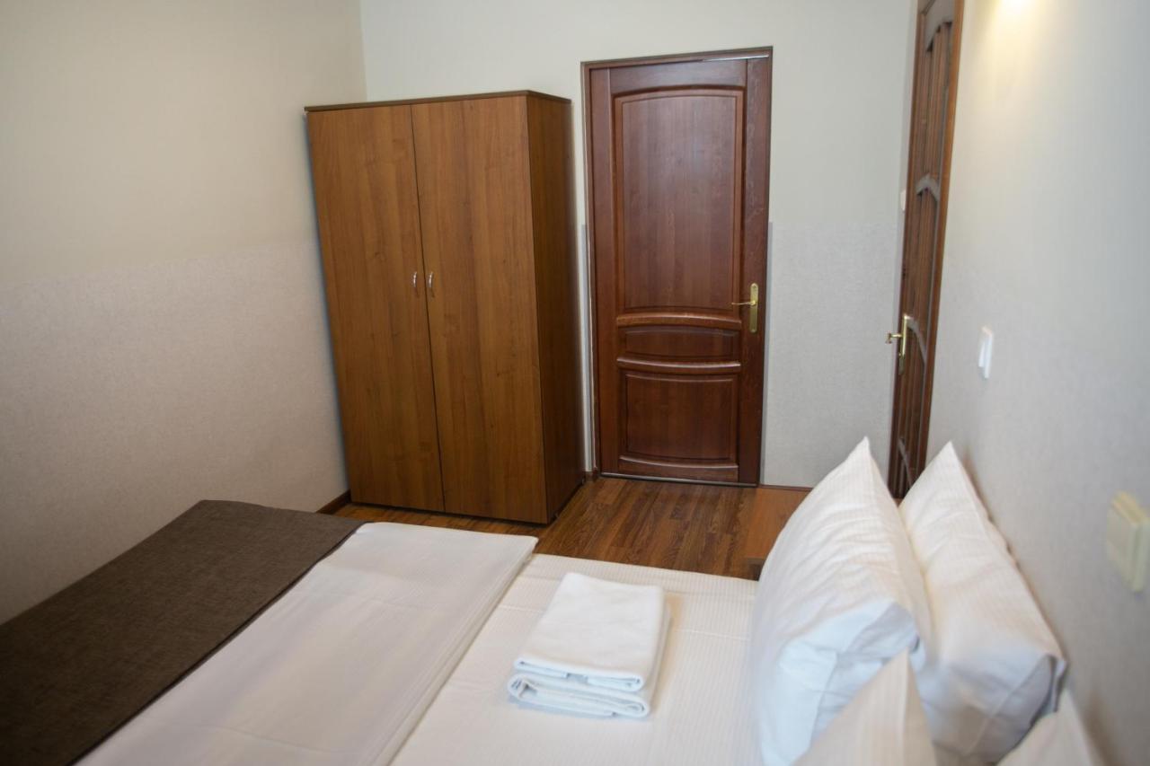 Molodezhnaya Hotel بريست المظهر الخارجي الصورة