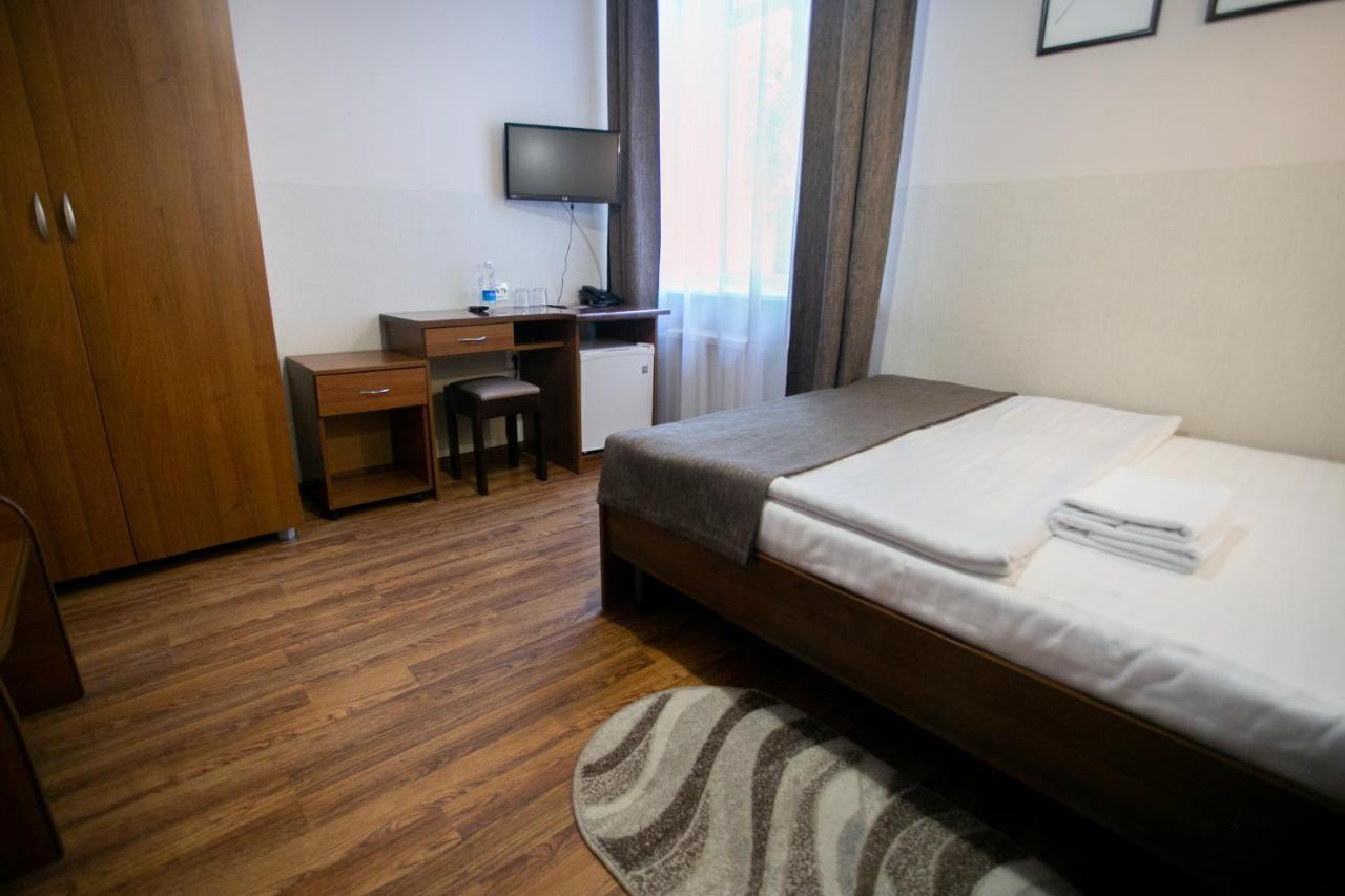 Molodezhnaya Hotel بريست المظهر الخارجي الصورة