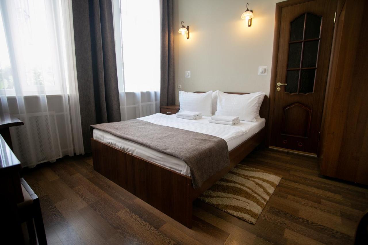 Molodezhnaya Hotel بريست المظهر الخارجي الصورة