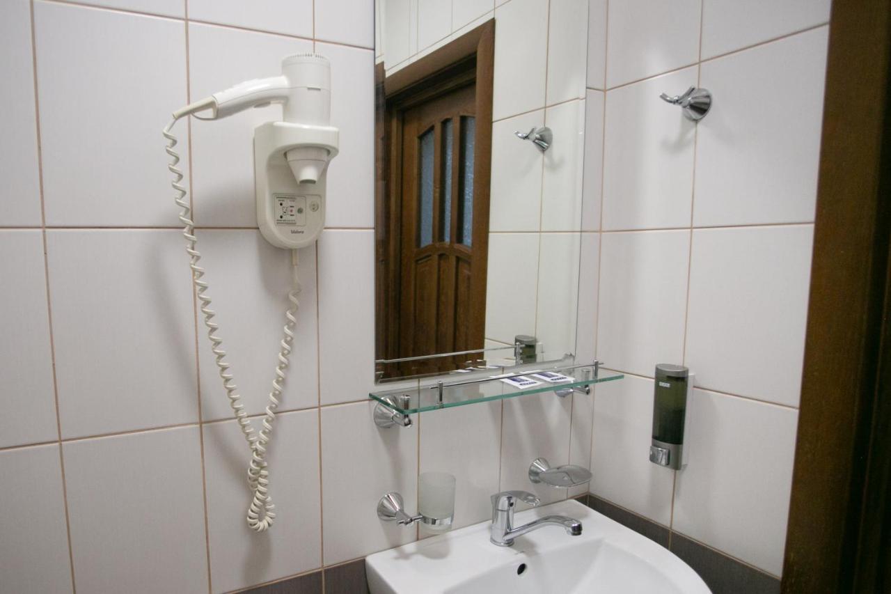 Molodezhnaya Hotel بريست المظهر الخارجي الصورة