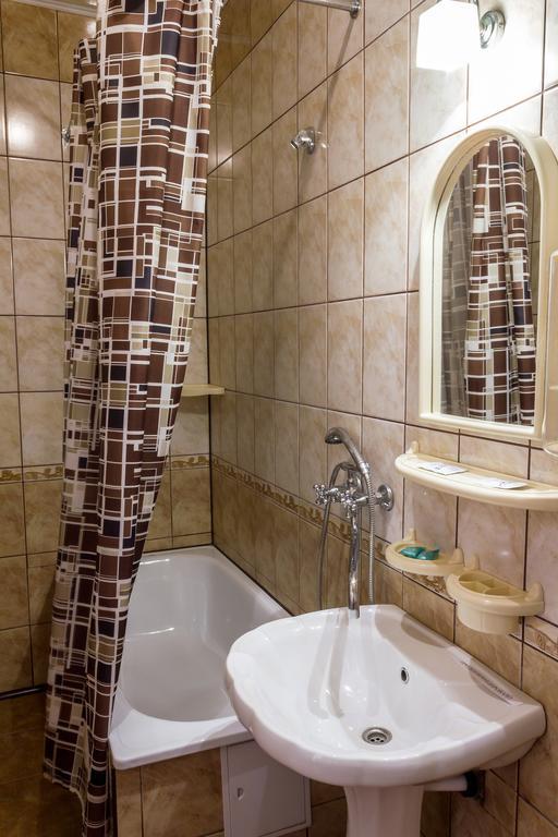 Molodezhnaya Hotel بريست المظهر الخارجي الصورة