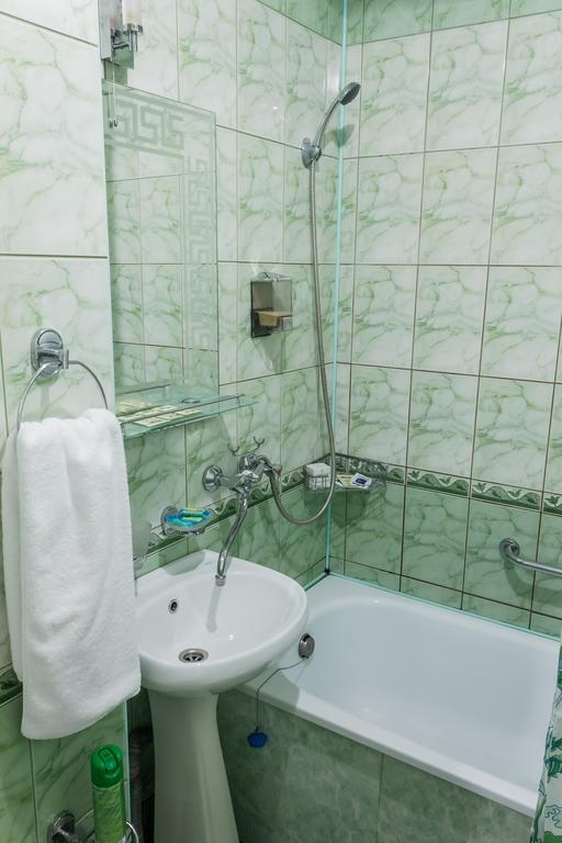 Molodezhnaya Hotel بريست المظهر الخارجي الصورة