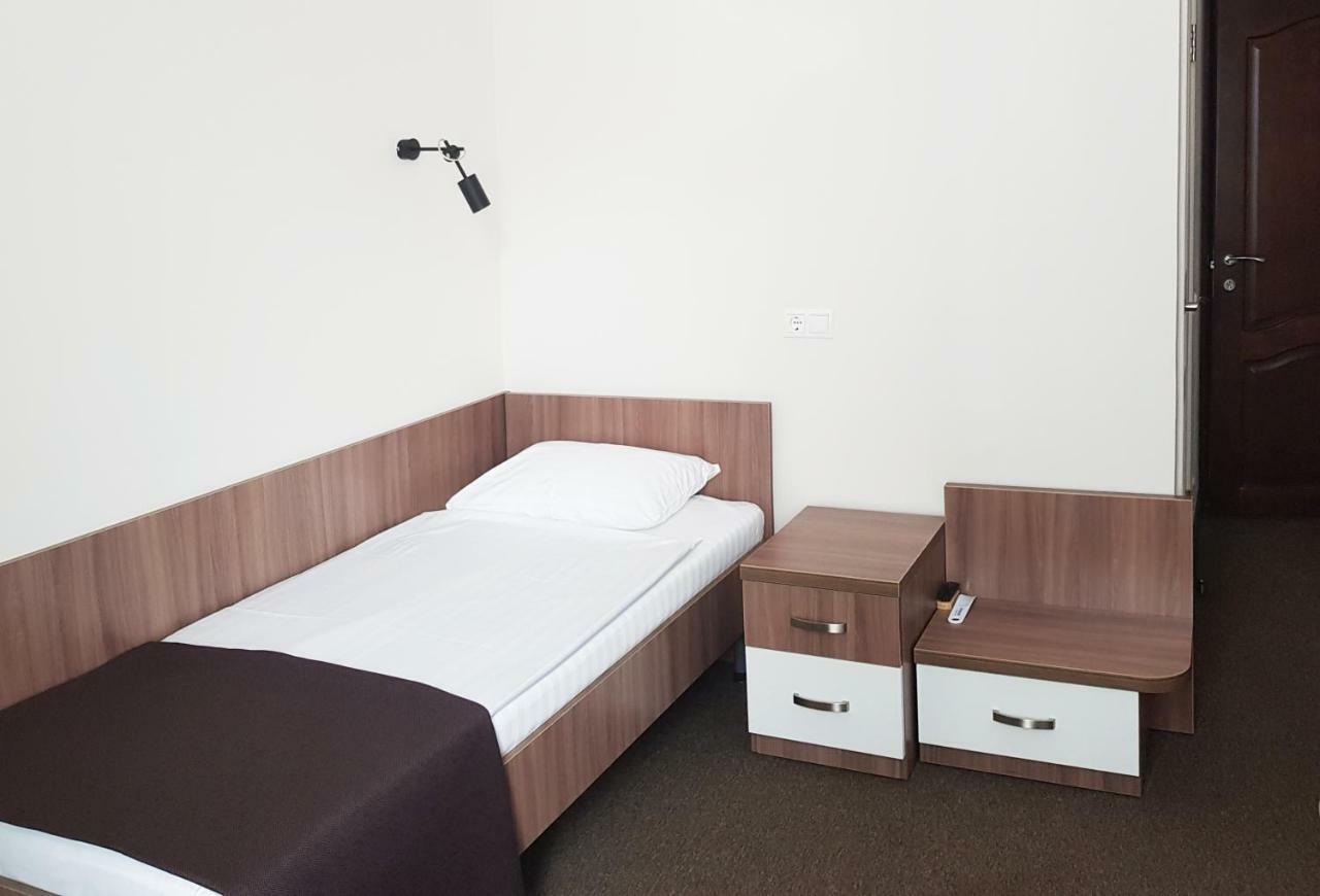 Molodezhnaya Hotel بريست المظهر الخارجي الصورة